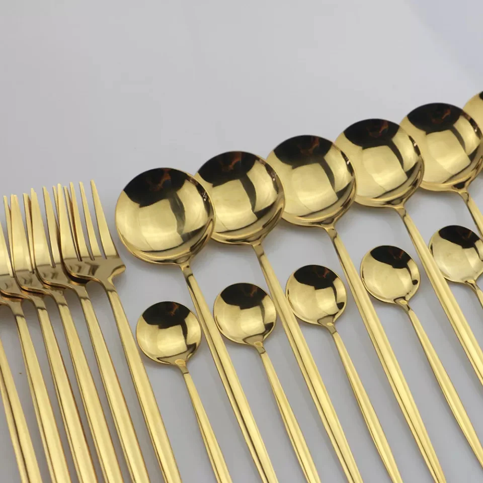 24 Pcs Premium Steel Cutlery Set-Plain Golden(4405) - Image 3