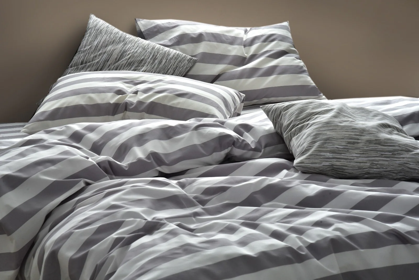 3 PCs Bed Sheet Satin(5183)-AP0070 - Image 6