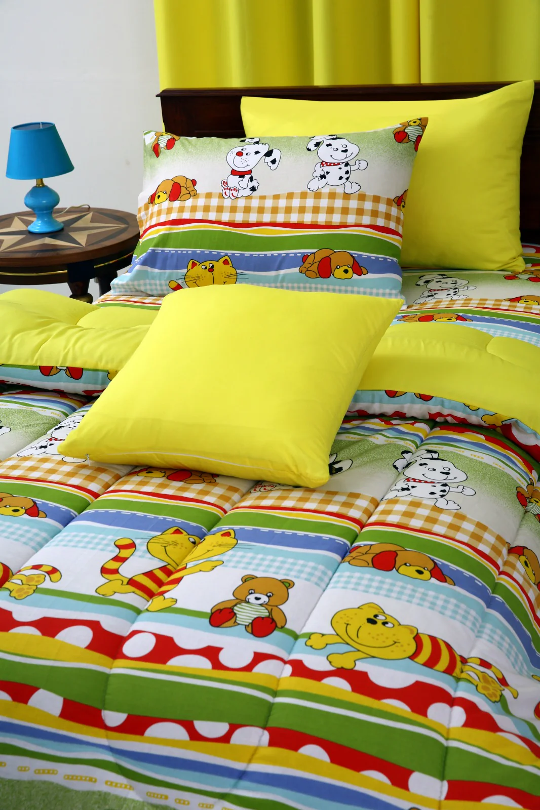 5 PCs Single Razai Set-Puppies Party(With Yellow Reverse) - Image 4