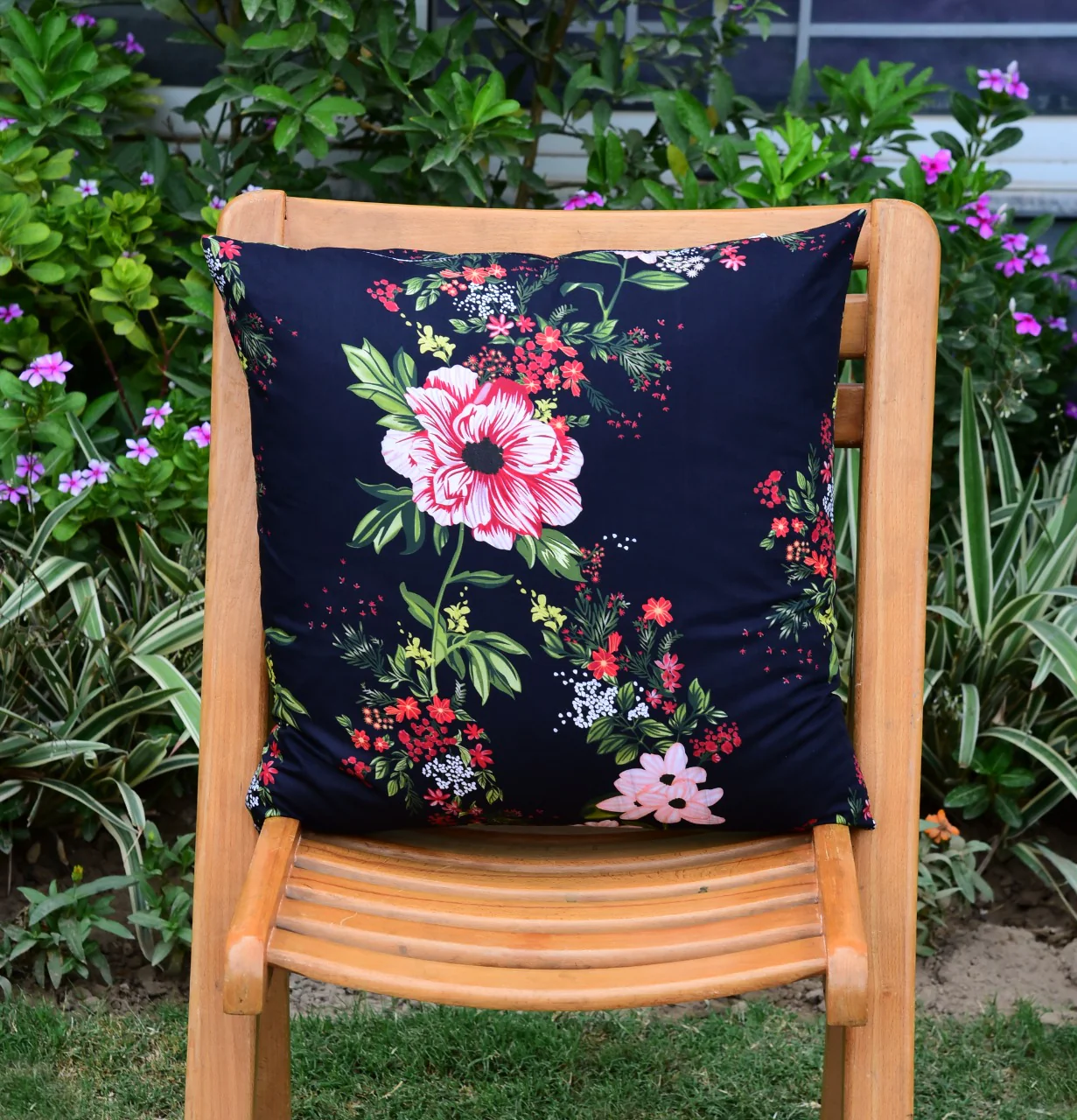 6 PCs Digital Printed Cotton Cushions-Earth Planet - Image 2