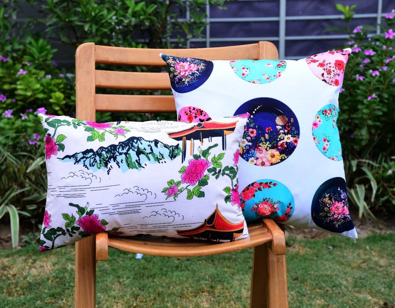 6 PCs Digital Printed Cotton Cushions-Taj Mahal - Image 2