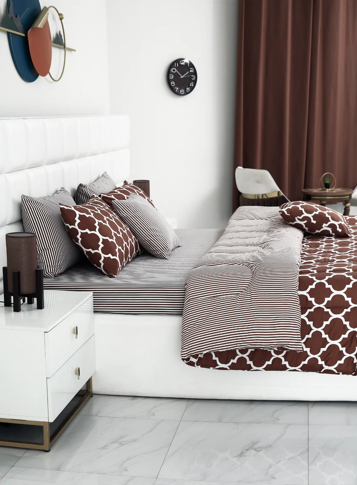 8 PCs Winter Comforter Set-Brown Geometric - Image 5