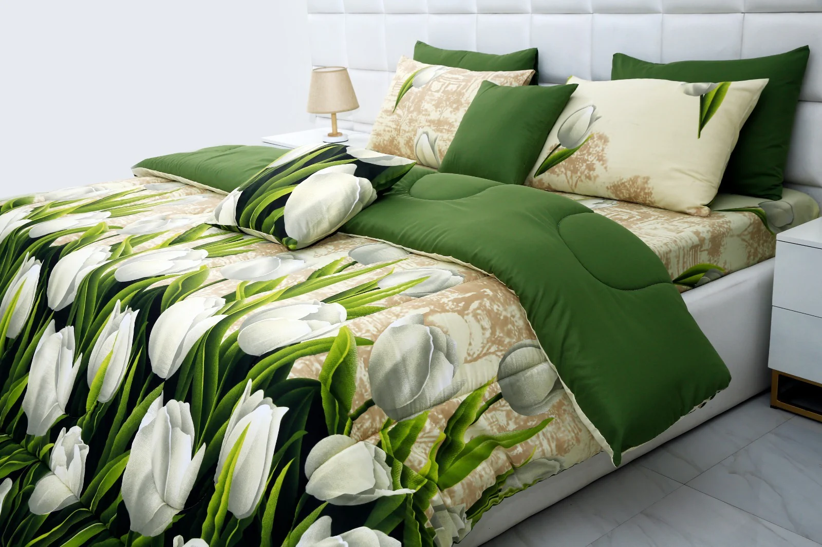8 PCs Winter Razai Set-Green Tulip - Image 5
