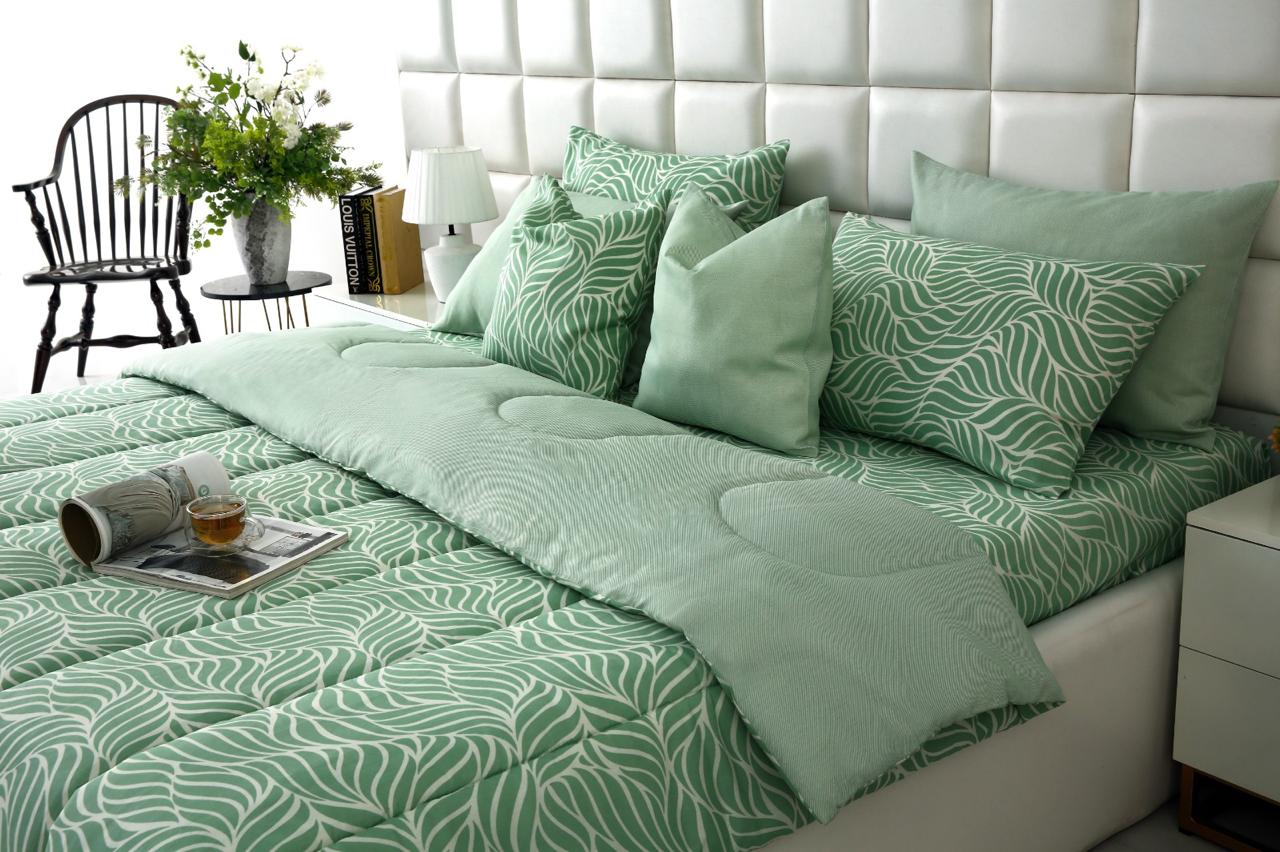 8 PCs Winter Razai Set-Leafy Spiral - Image 7