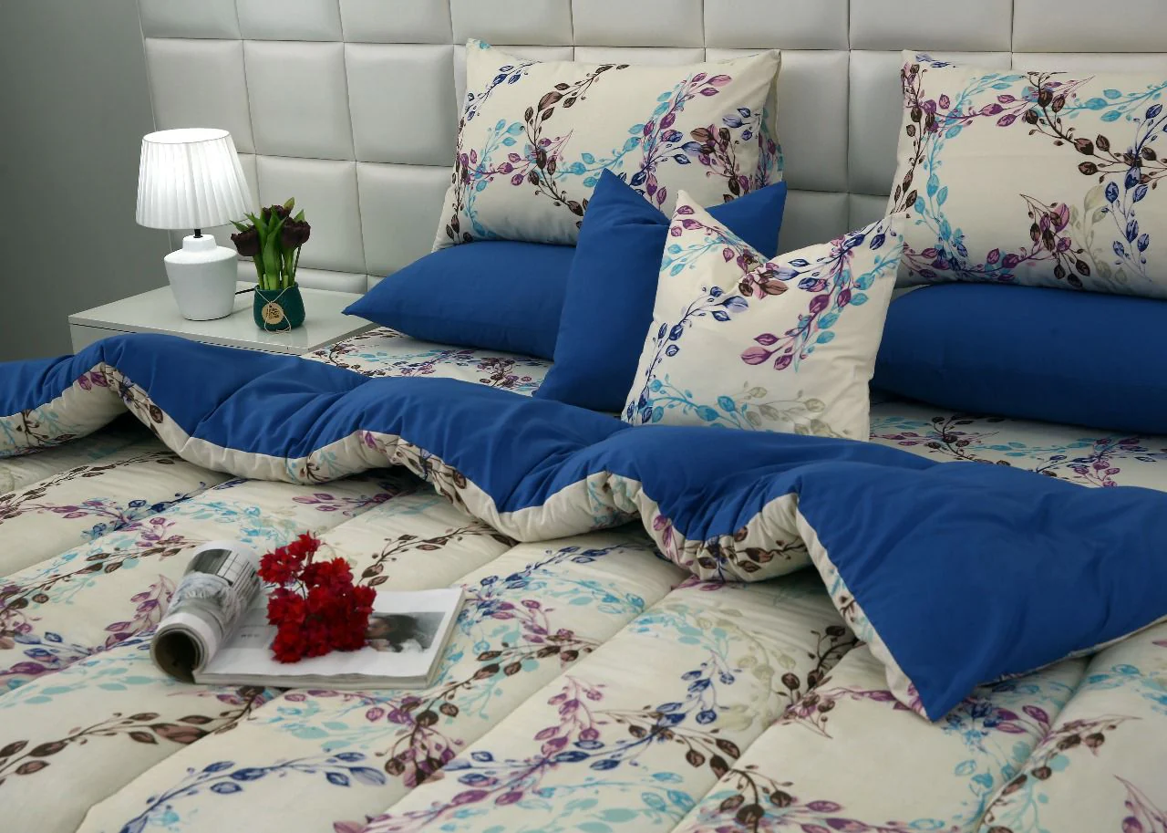 8 PCs Winter Razai Set-Meihua - Image 6
