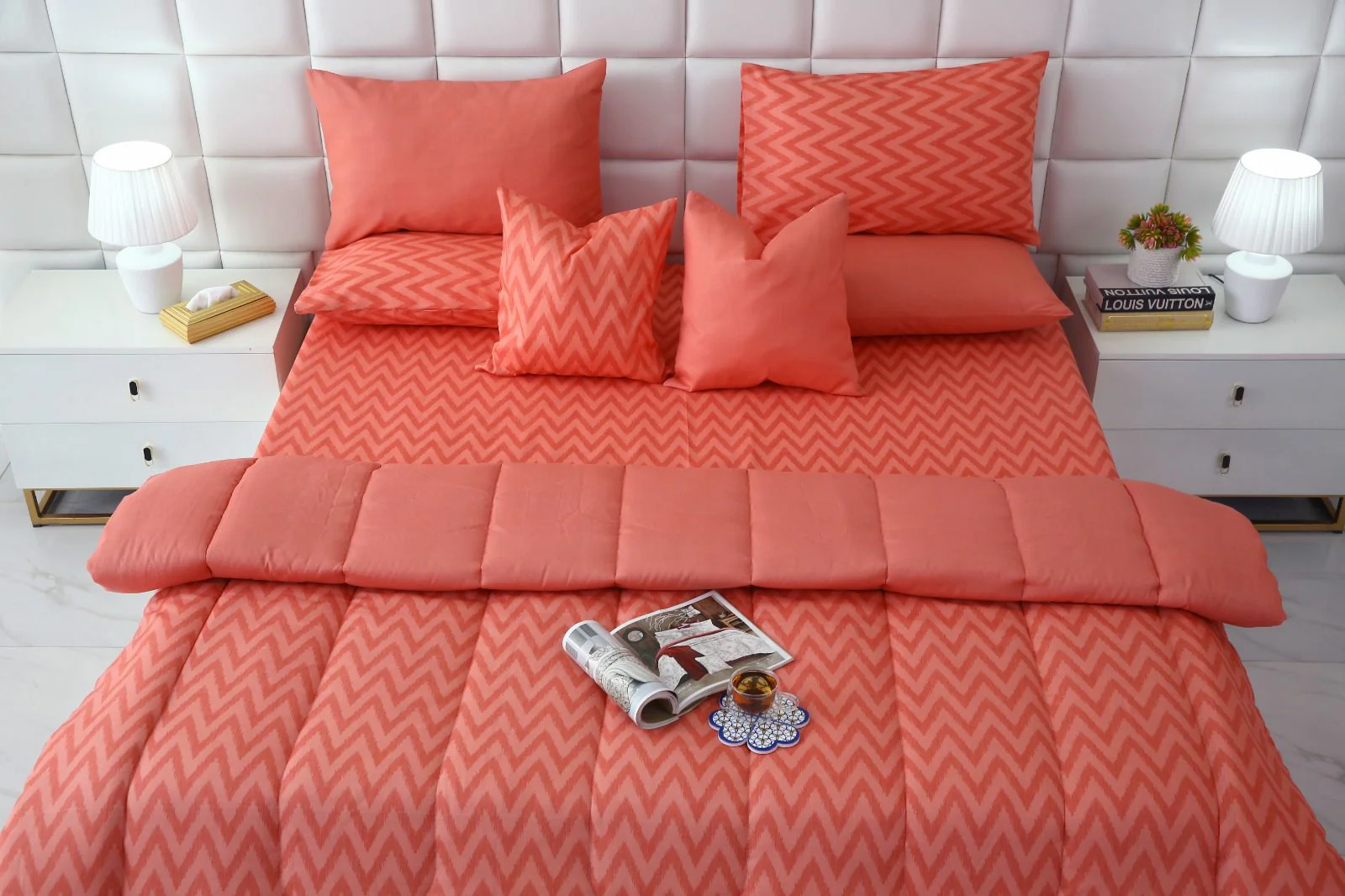 8 PCs Winter Razai Set-Peach Chevron - Image 10