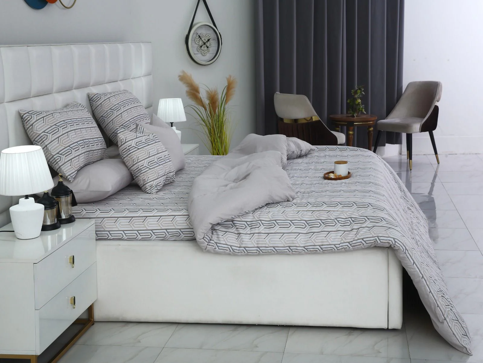 8 PCs Winter Razai Set-Beige Shapes - Image 3