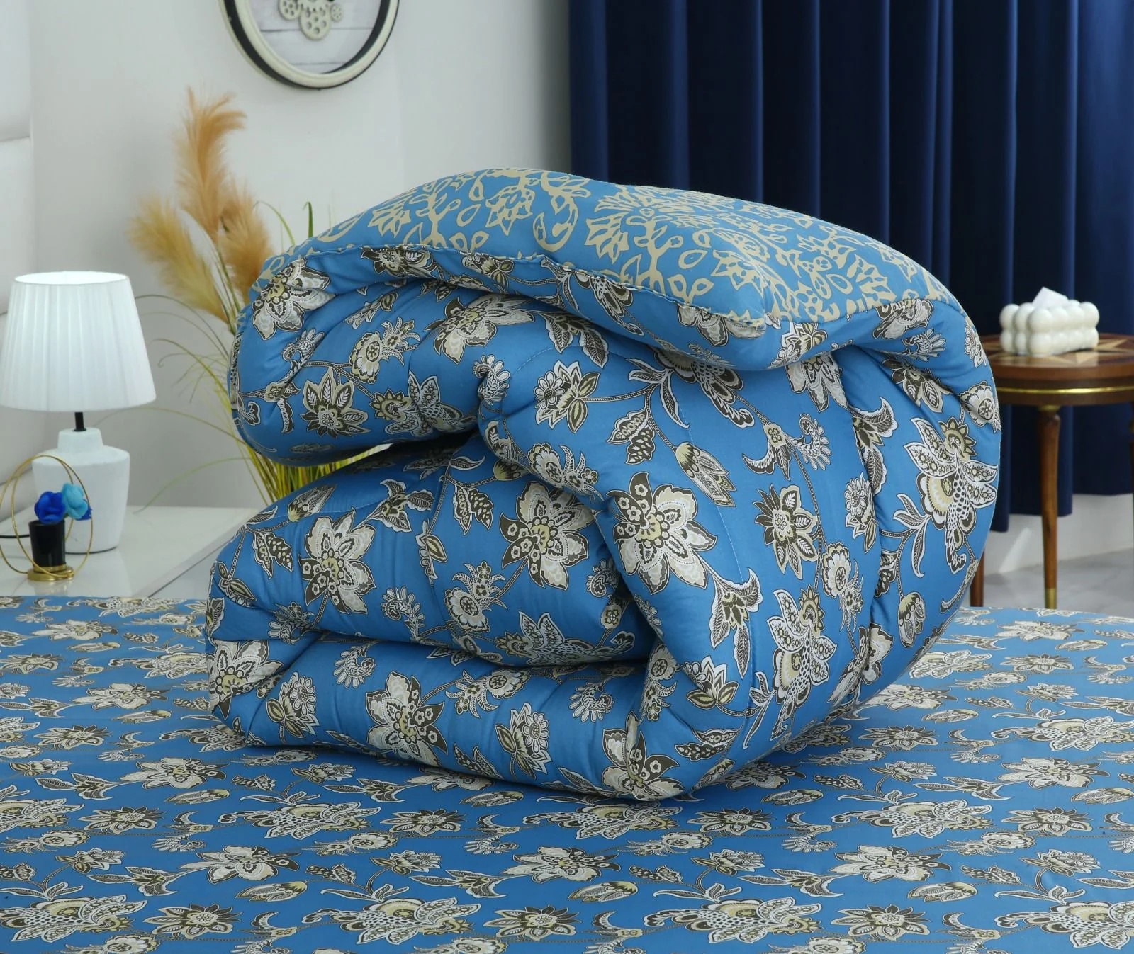 8 PCs Winter Razai Set-Blue Paisley - Image 10