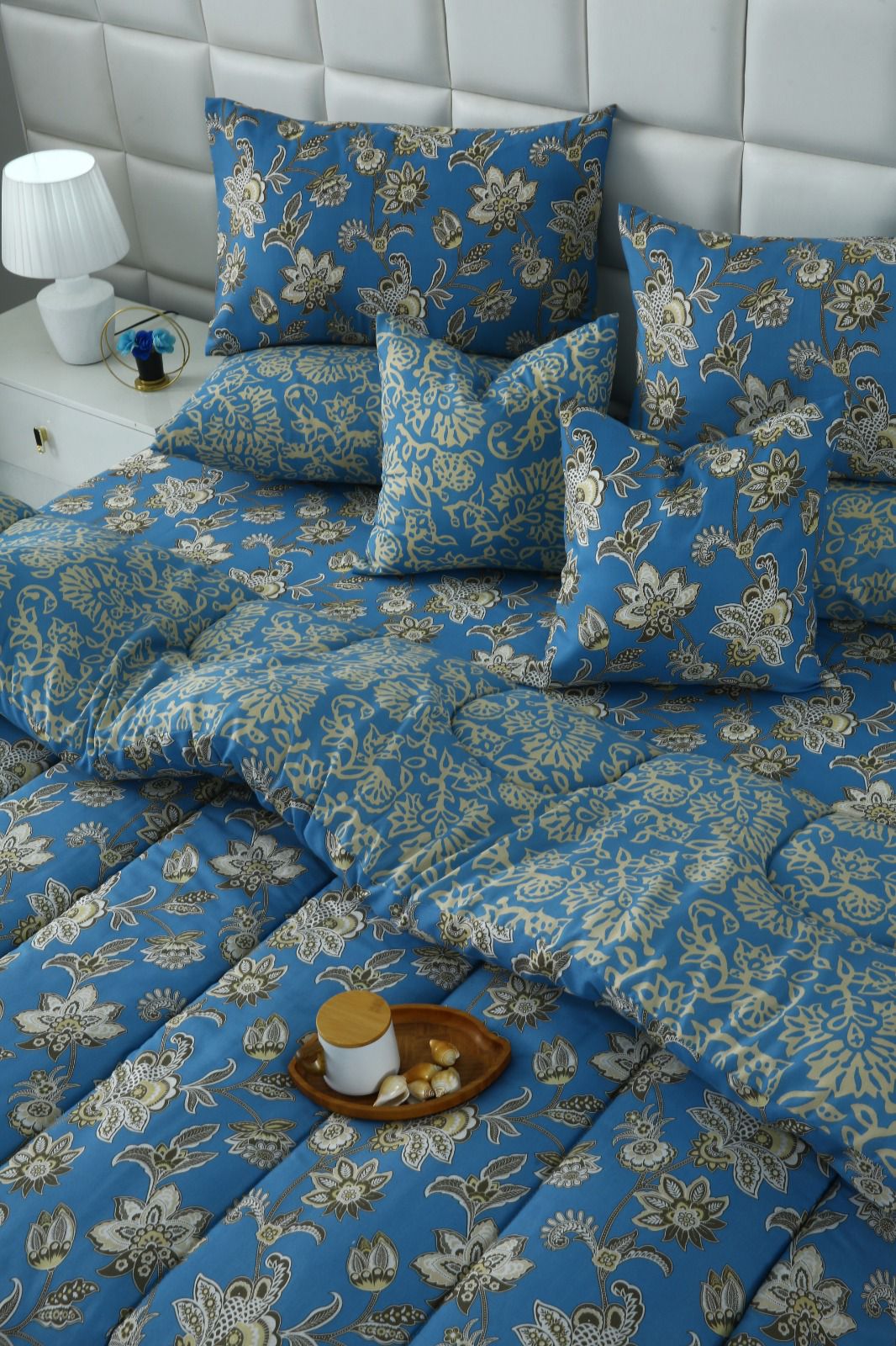 8 PCs Winter Razai Set-Blue Paisley - Image 8