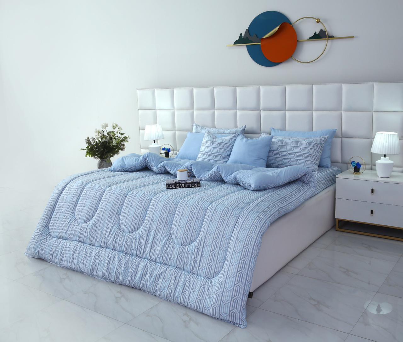 8 PCs Winter Razai Set-Blue Shapes - Image 10