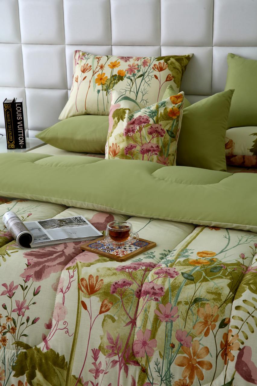 8 PCs Winter Razai Set-Delamere - Image 10