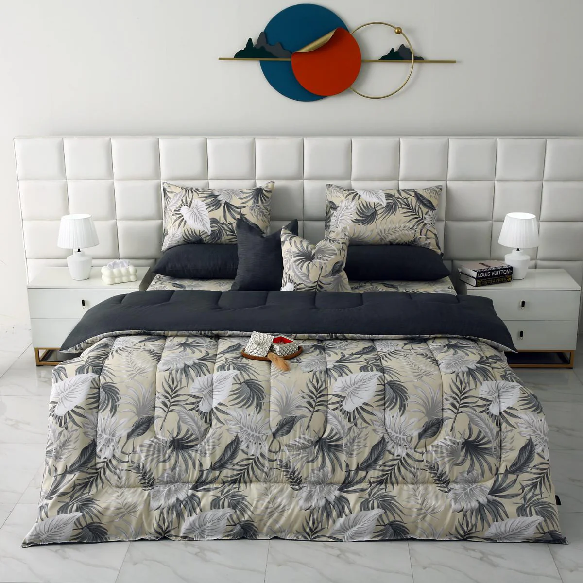 8 PCs Winter Razai Set-Hawaii(With Grey Reverse)