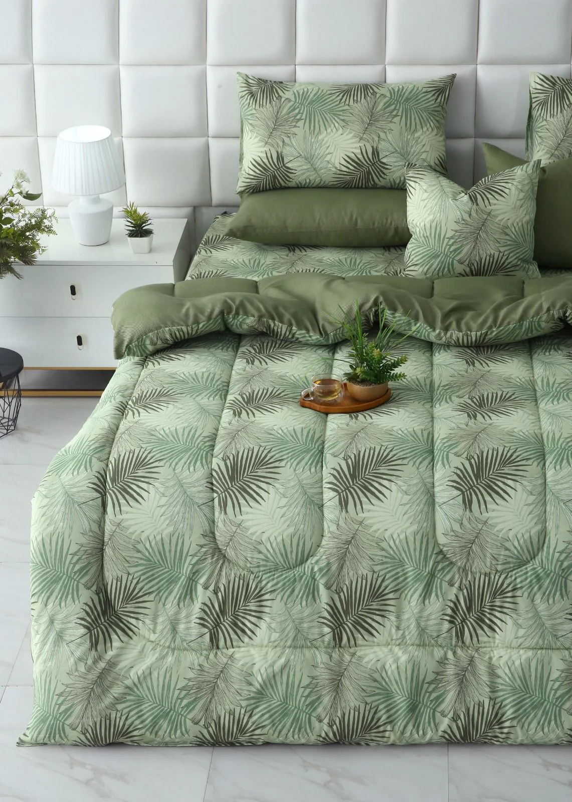 8 PCs Winter Razai Set-Palmy Jungle - Image 5