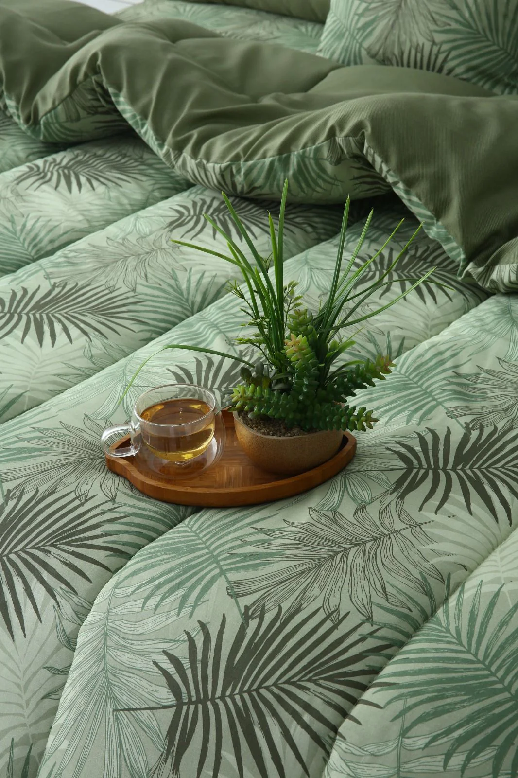 8 PCs Winter Razai Set-Palmy Jungle - Image 9