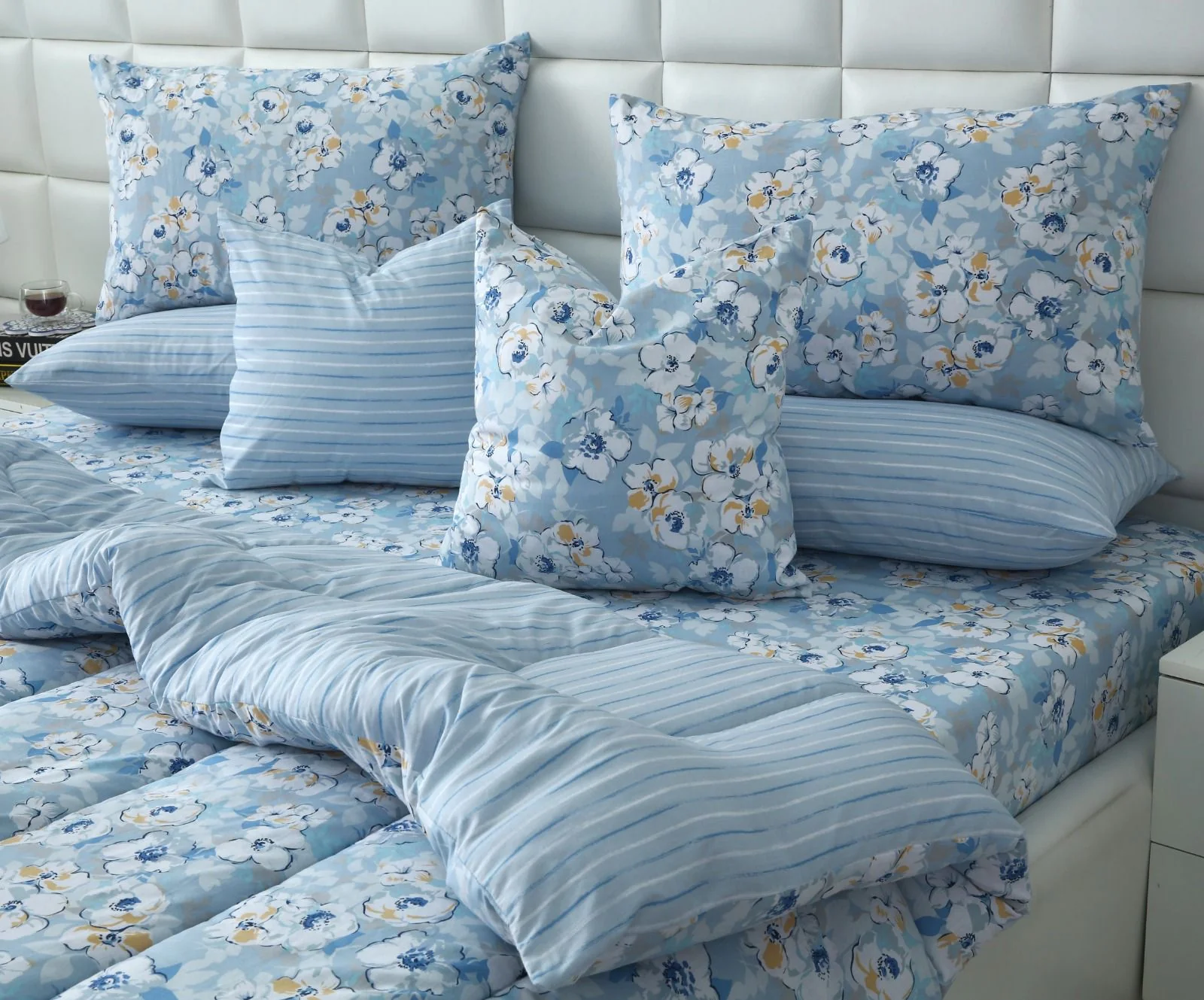 8 PCs Winter Razai Set-Pastel Petals - Image 9