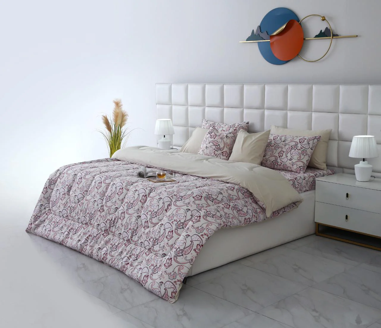 8 PCs Winter Razai Set-Pink Paisley - Image 2