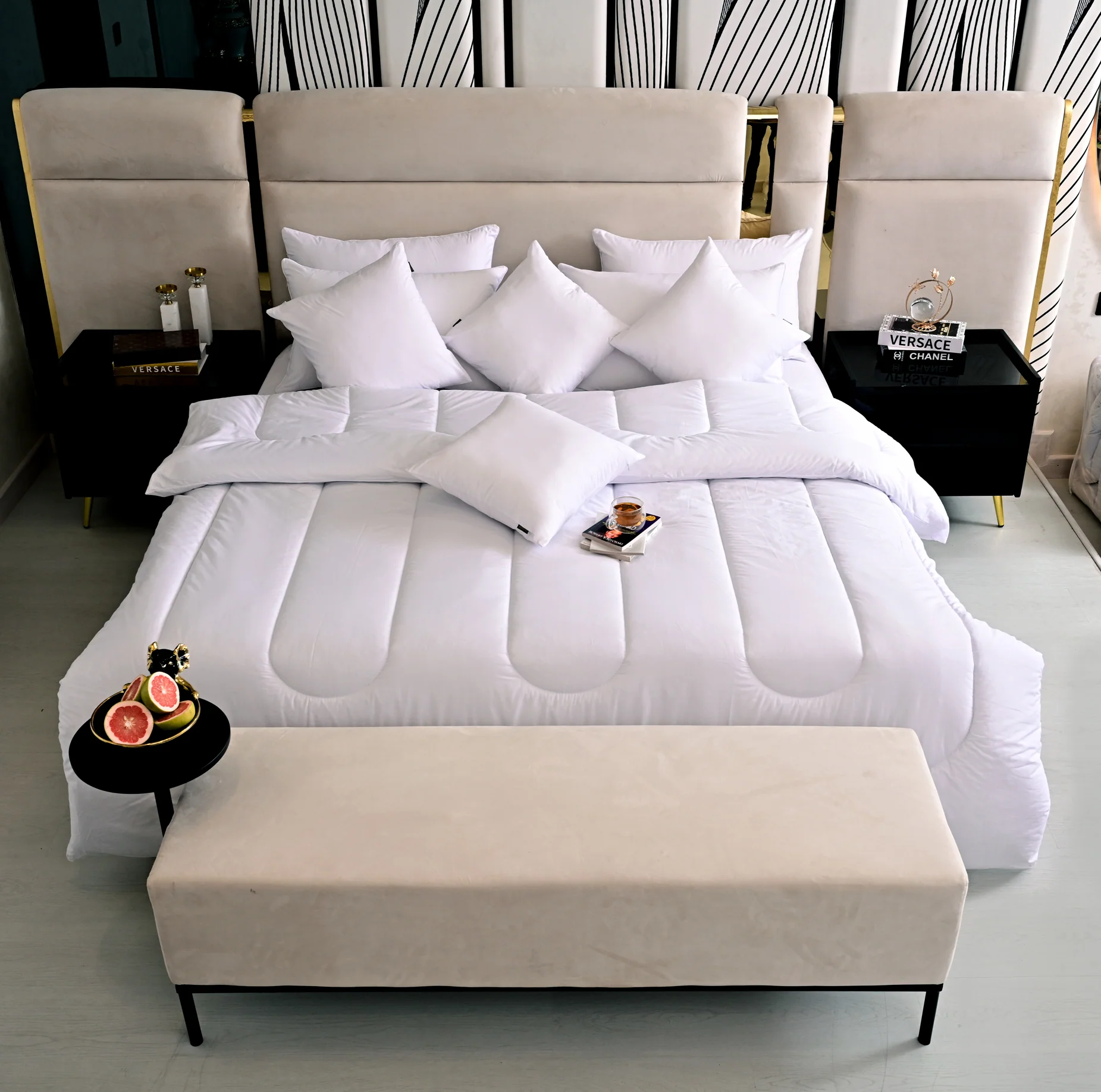 9 PCs White Filling Deal(4 Cuhsions+4 Pillows+Quilt) - Image 16