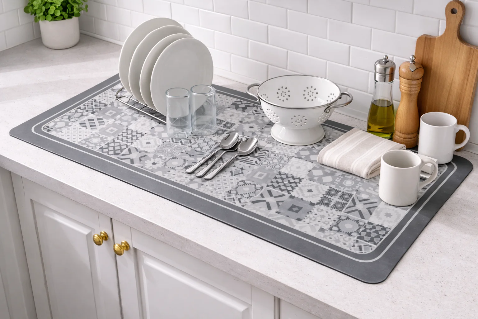 AntiSkid Dish Drying Heat & Water Protector Mat-SA-2553-Grey Shapes