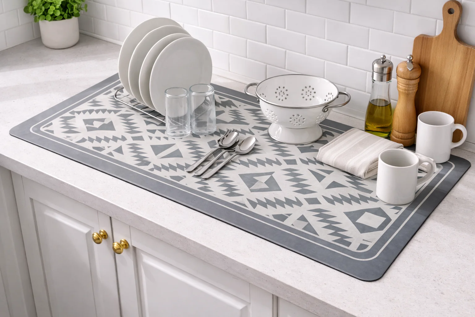 AntiSkid Dish Drying Heat & Water Protector Mat-SA-2553-Grey Shapes