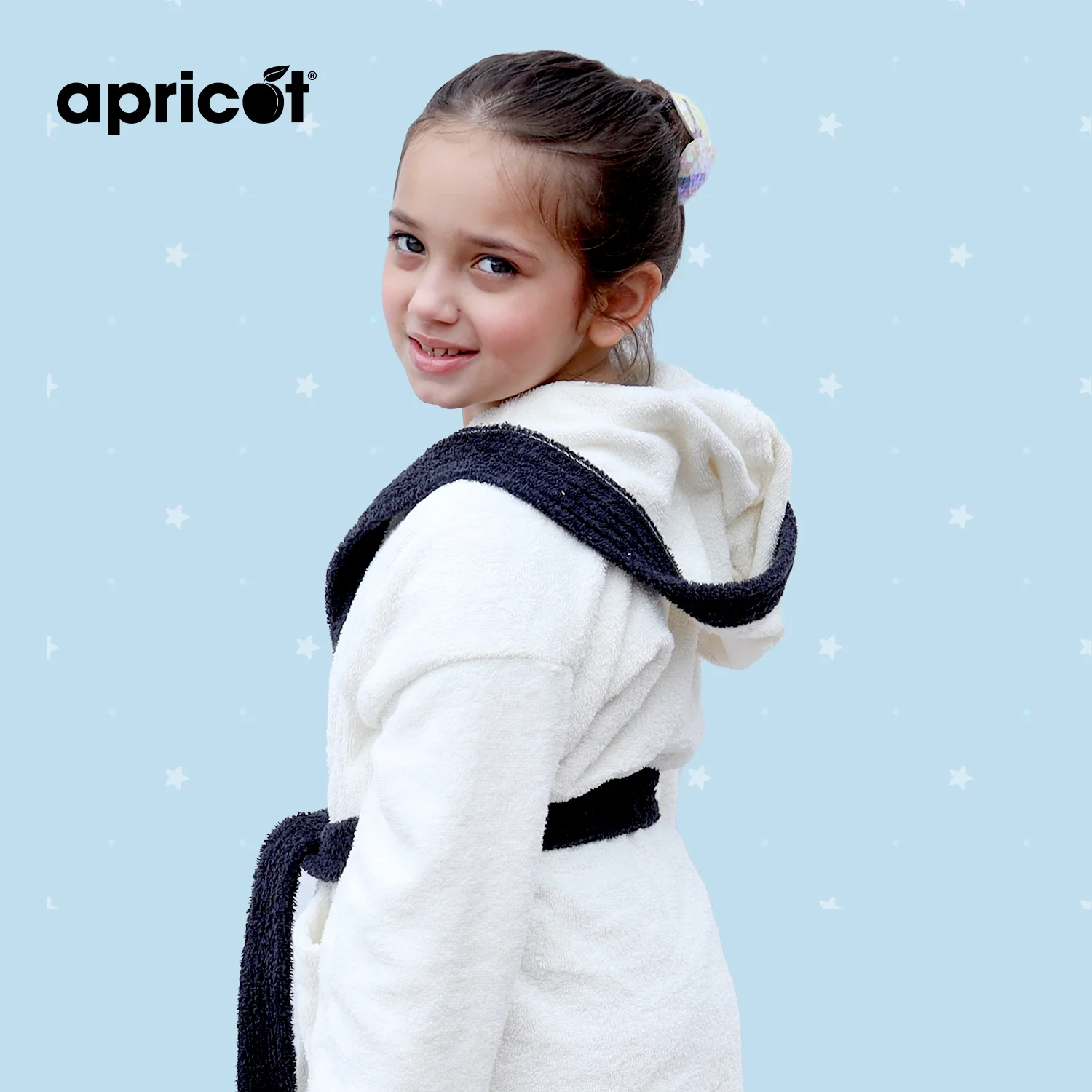 Cotton Kid's Bathrobe-White Over Black - Image 2