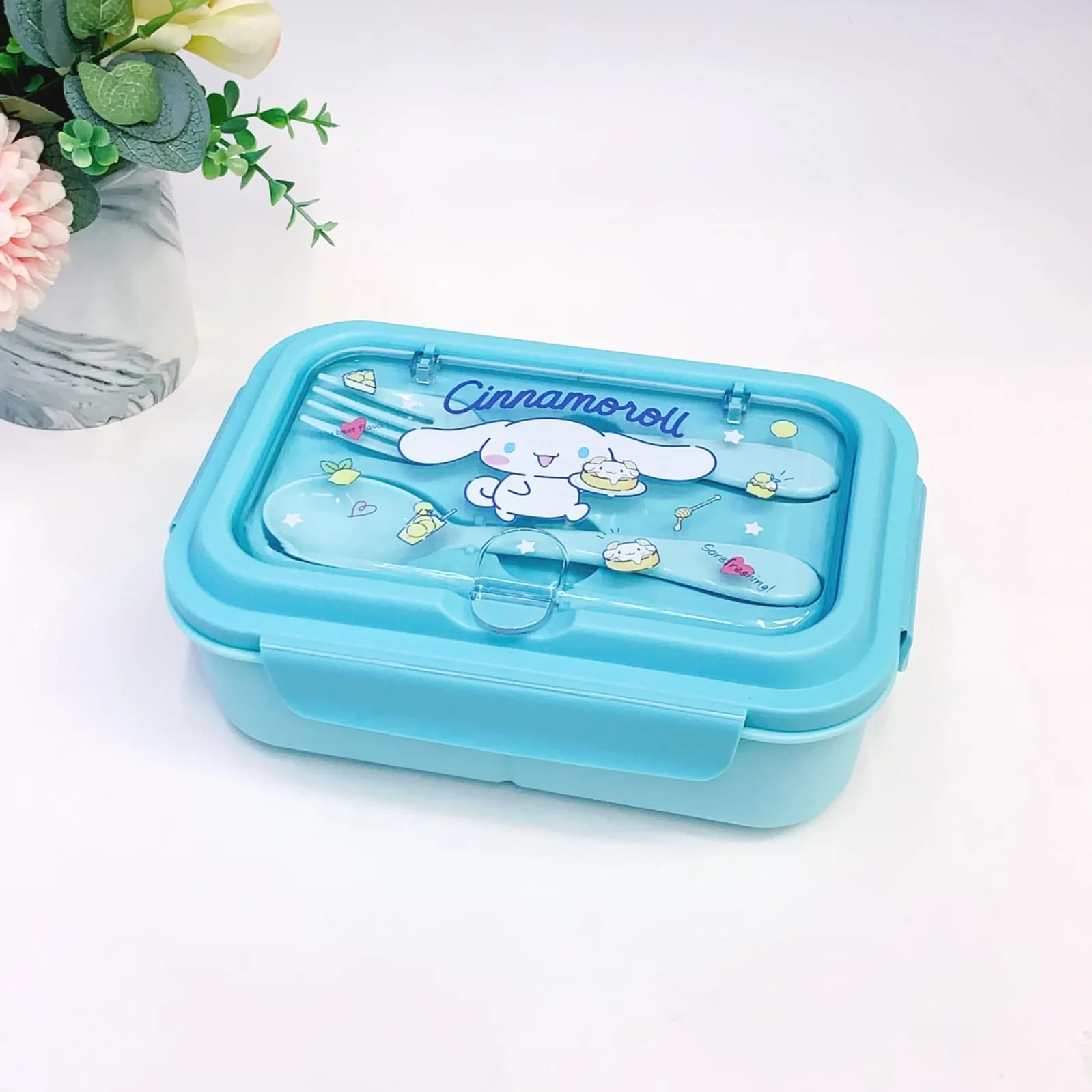 Cute Lunch Carrier with Secure 2-Point Locking Lid (SA2510-054)Cinnamoroll
