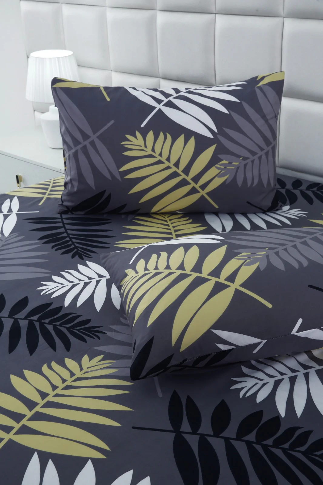 Fitted Bed Sheet-Black Feathers - Image 6