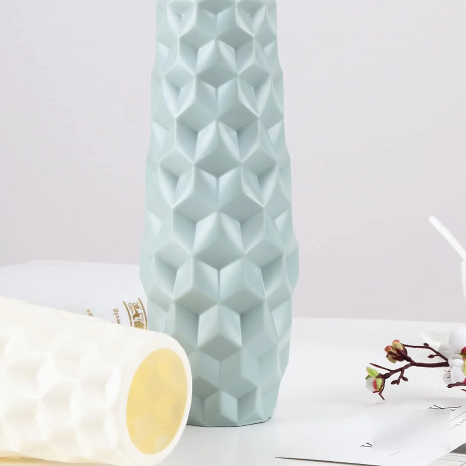 Large Nordic Plastic Flower Vase (SA2510-102) - Image 3