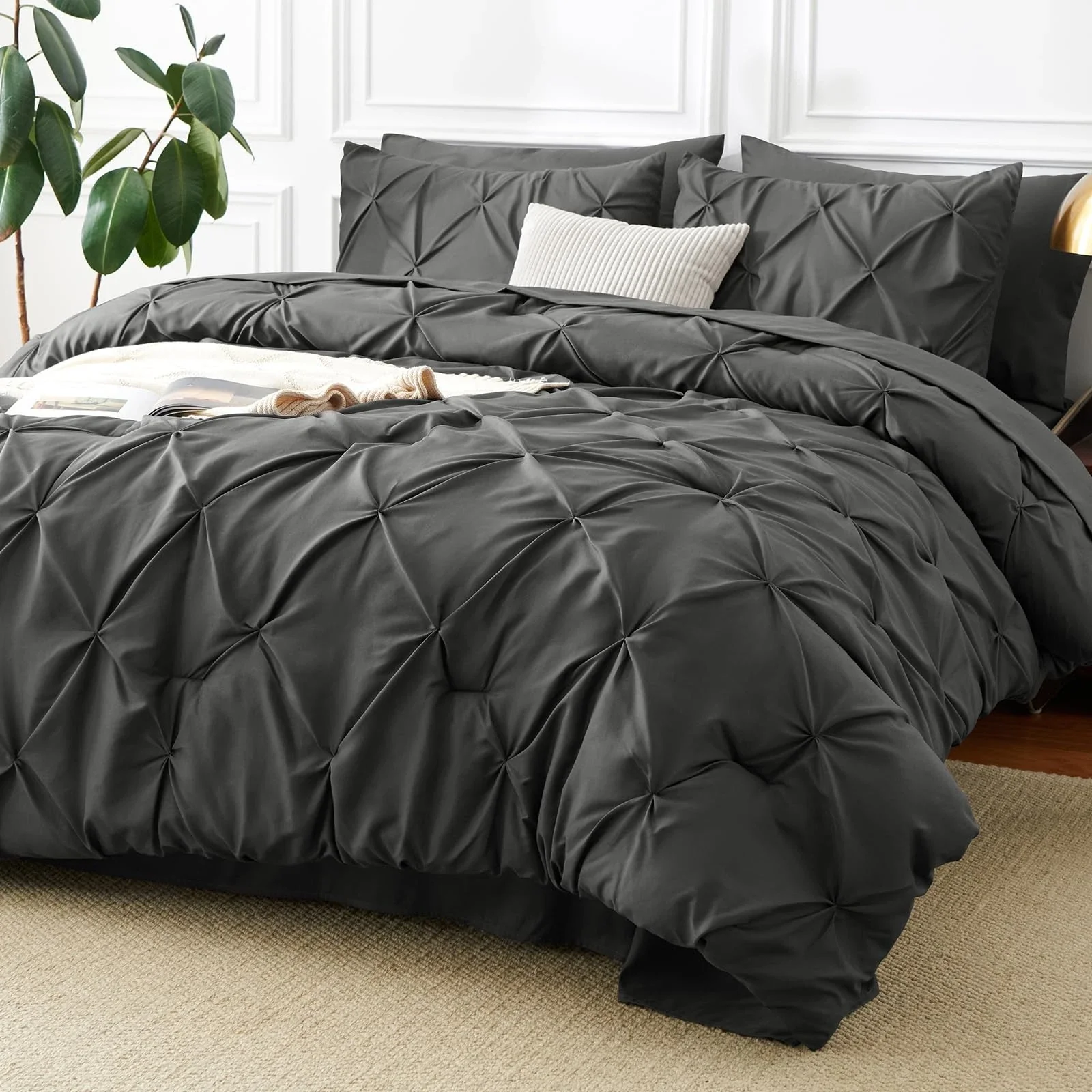 Solid Pintuck Duvet Cover Set-Grey - Image 10