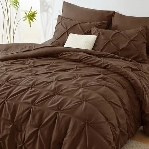 Solid Pintuck Duvet Cover Set-Brown - Image 3