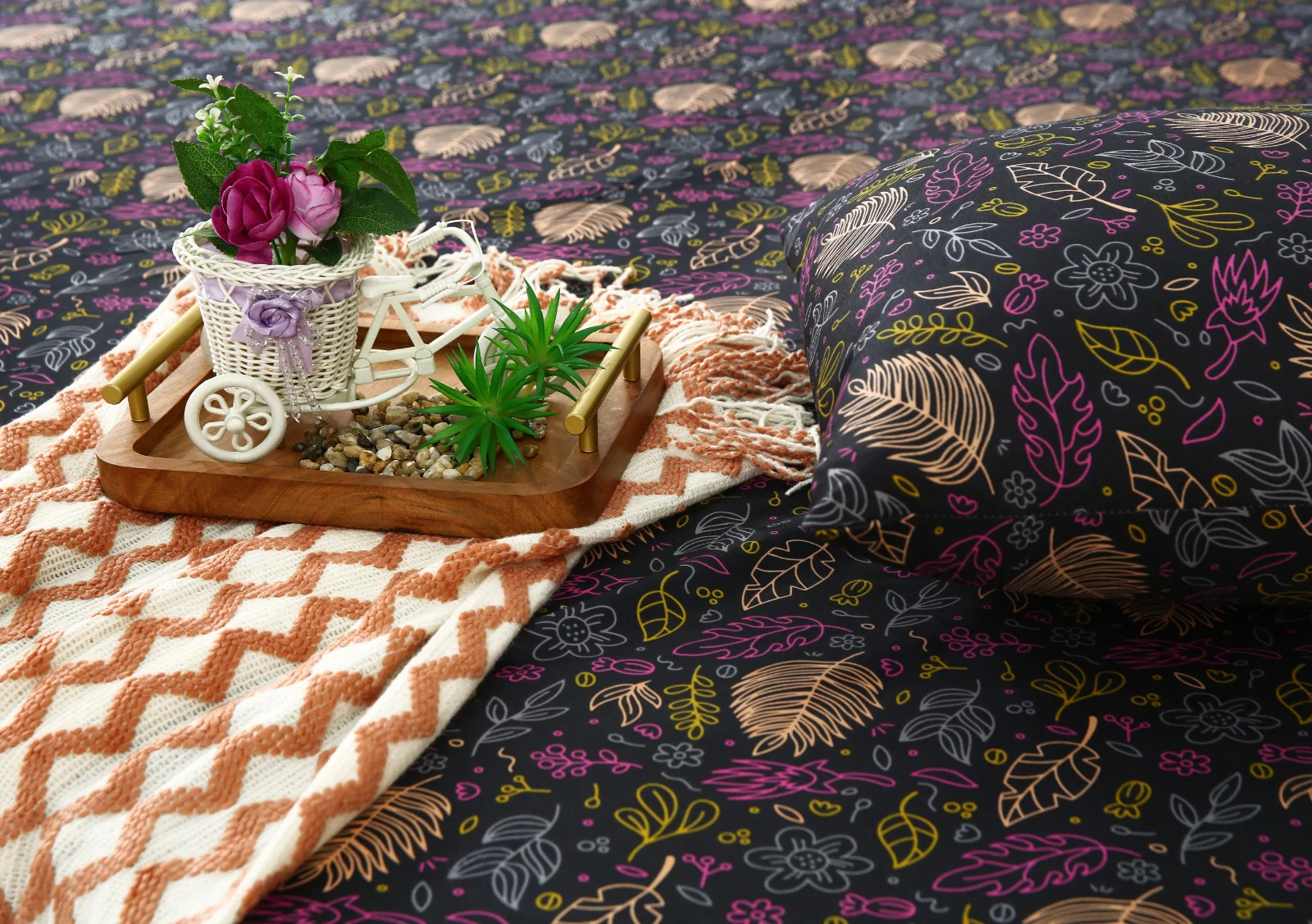 Zipper Mattress Cover Printed-Black Lilly - Image 3