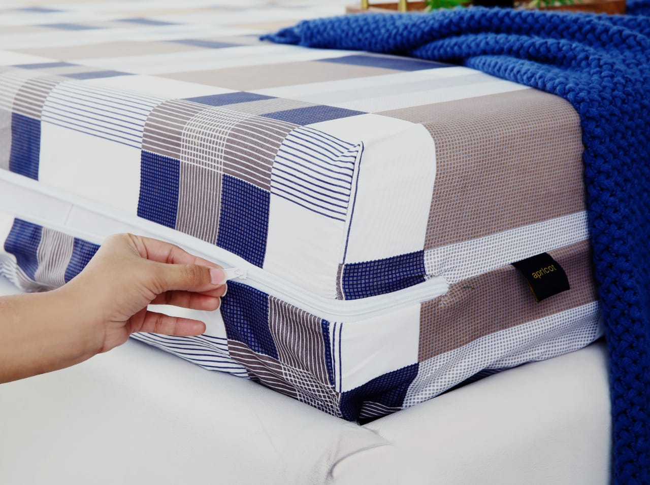Zipper Mattress Cover Printed-Brown Check - Image 2