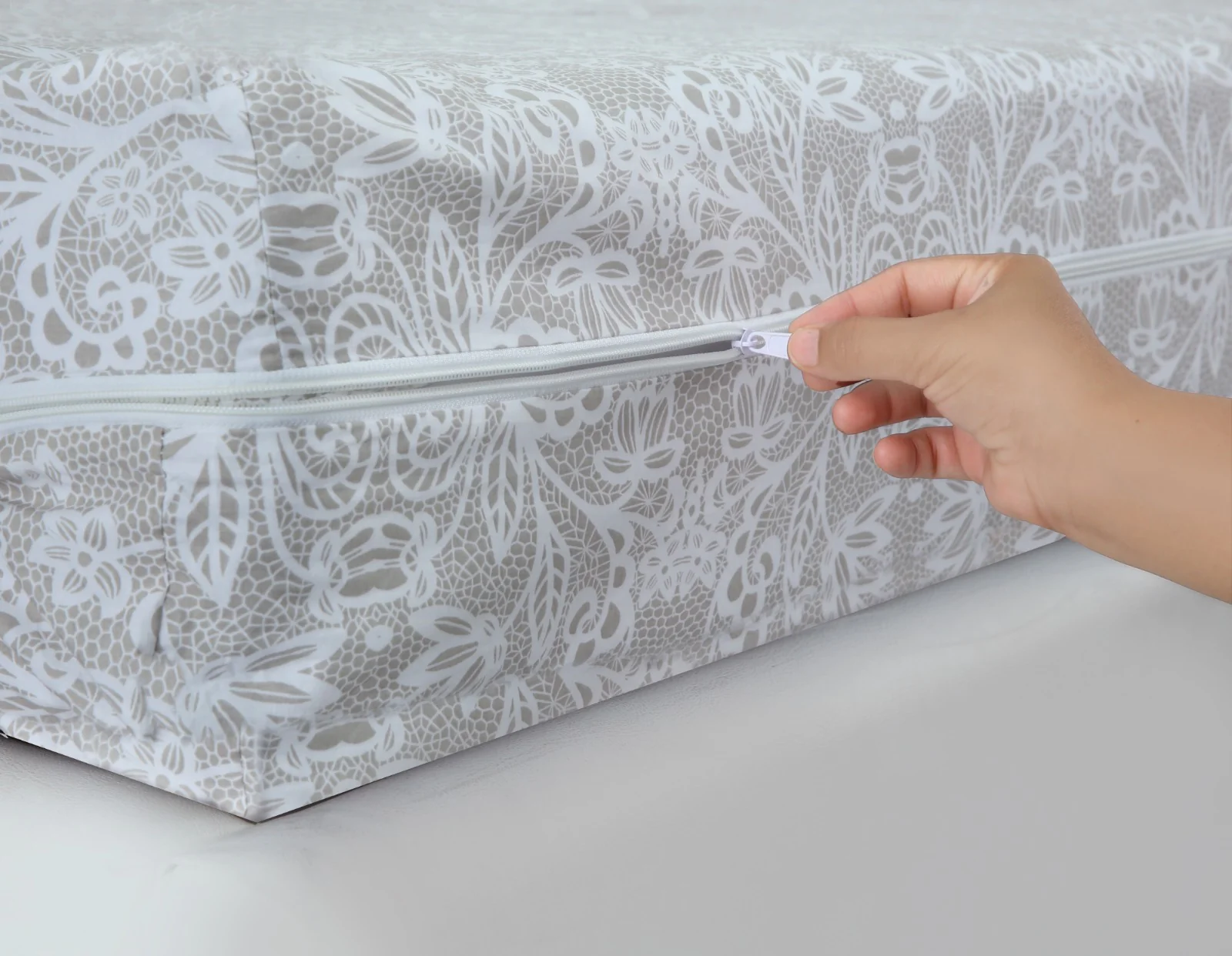 Zipper Mattress Cover Printed-Beige Flower - Image 7